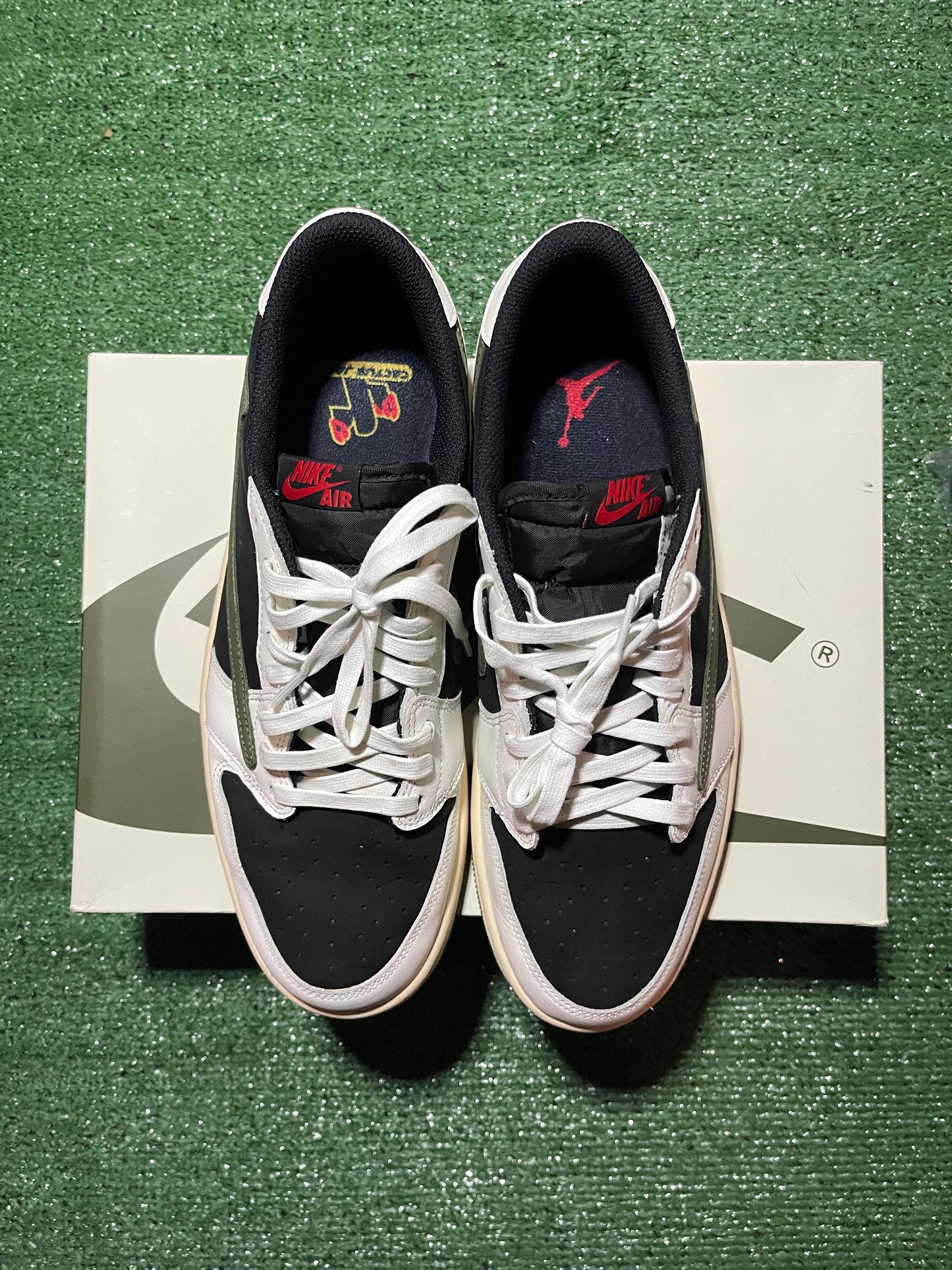 Travis Scott Jordan 1 Low ‘Olive’