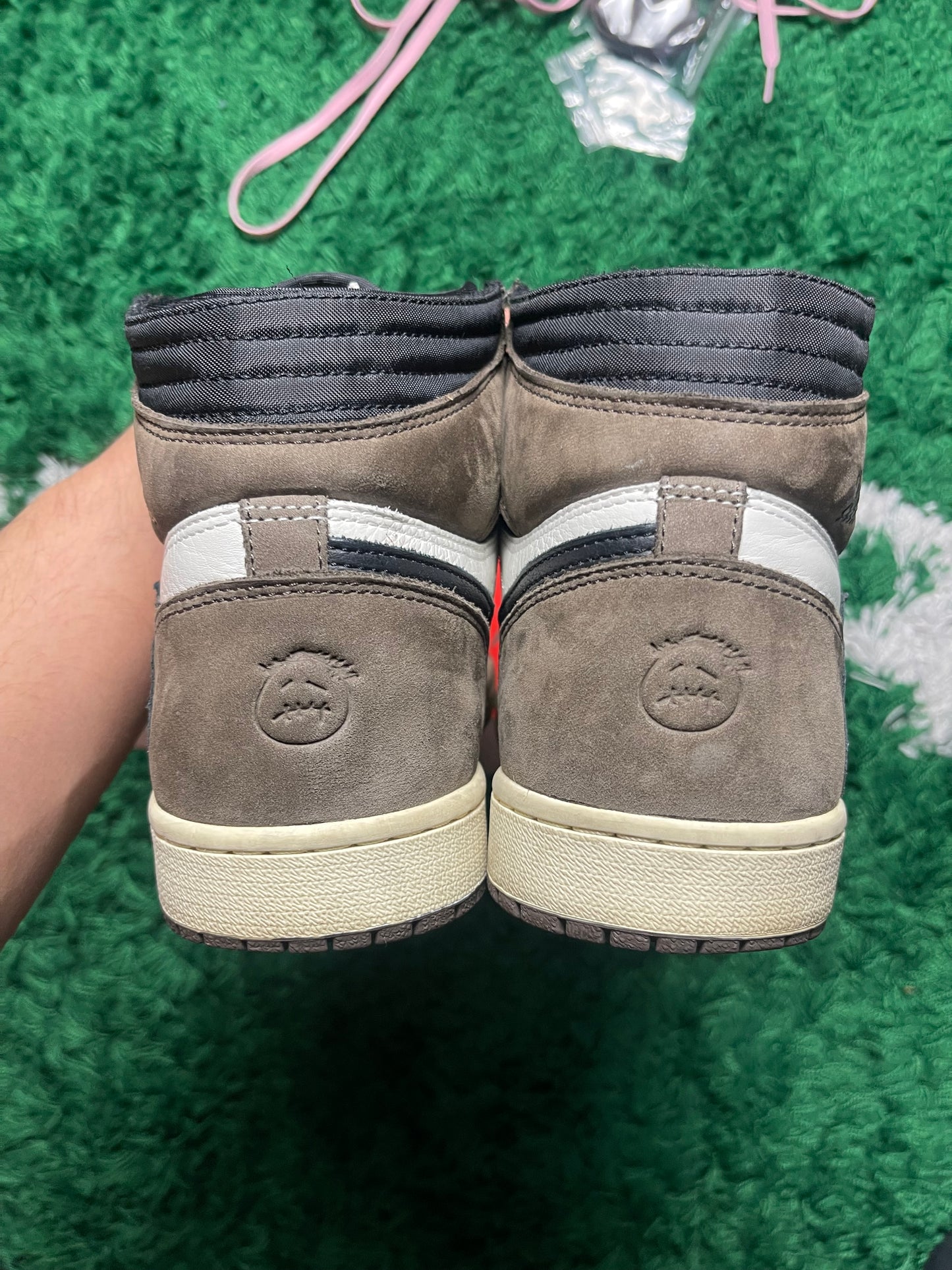 Travis Scott Jordan 1 High Mocha