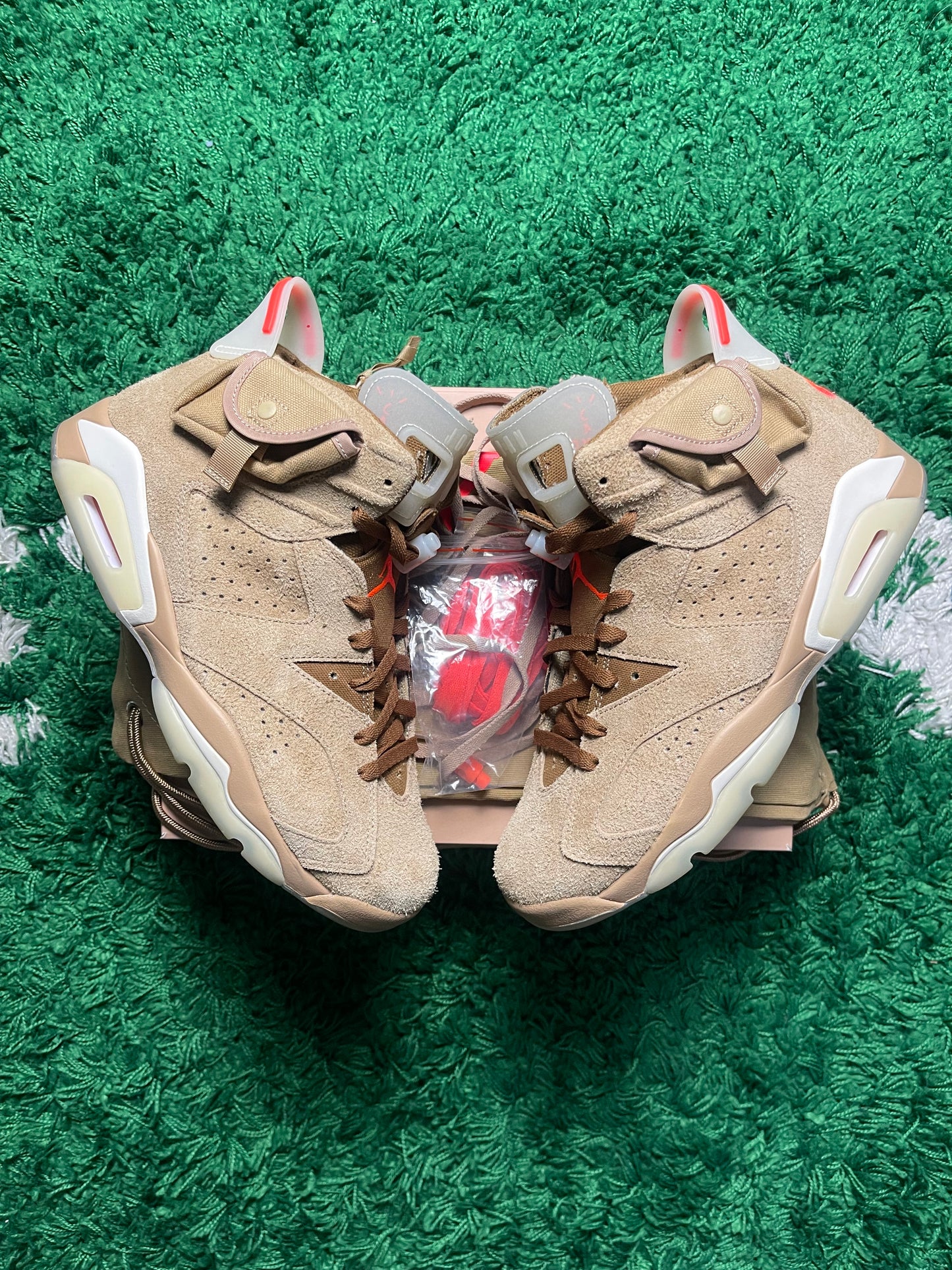 Travis Scott Jordan 6 Khaki