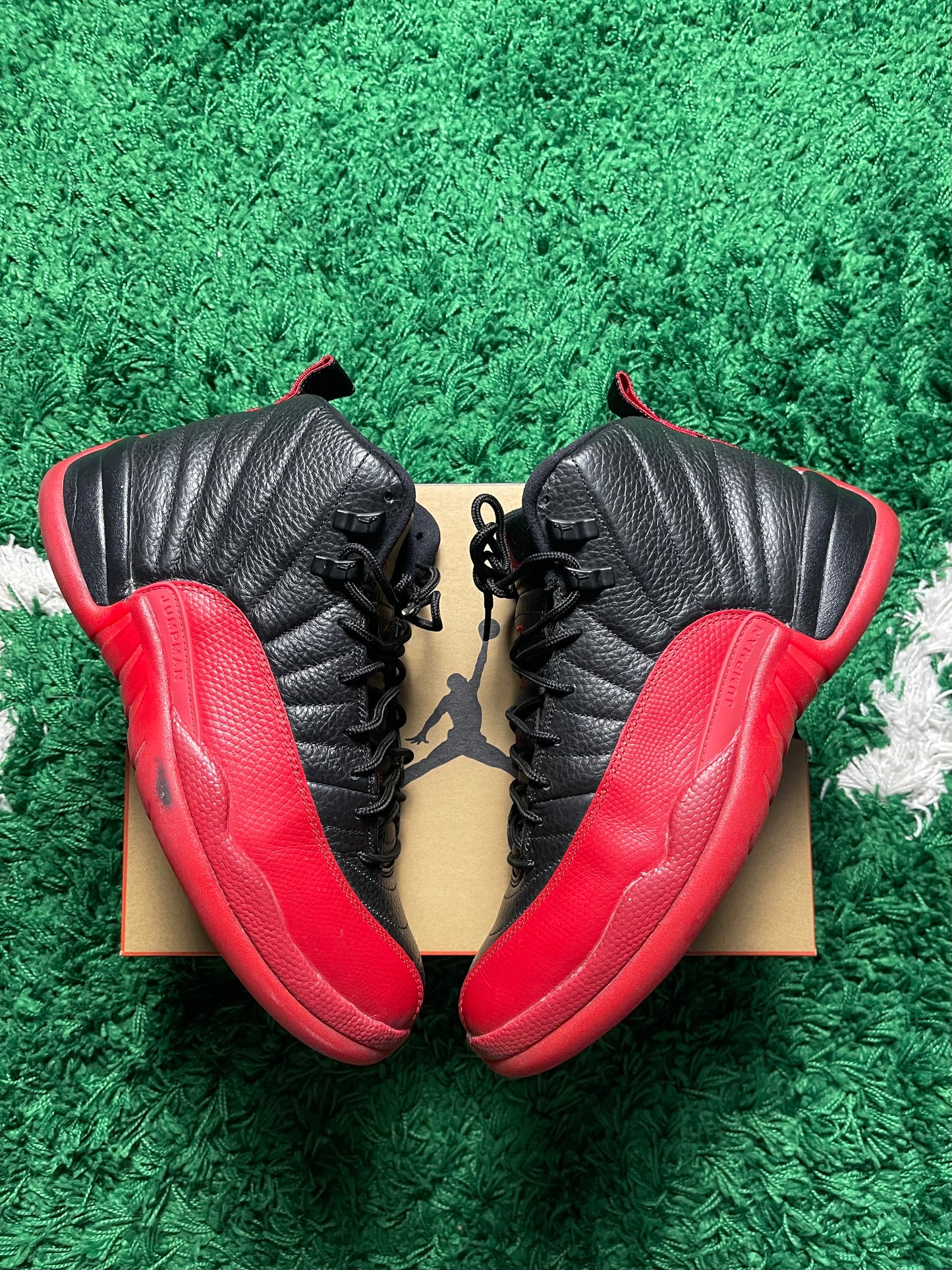 Jordan 12 Retro Grippe Spiel