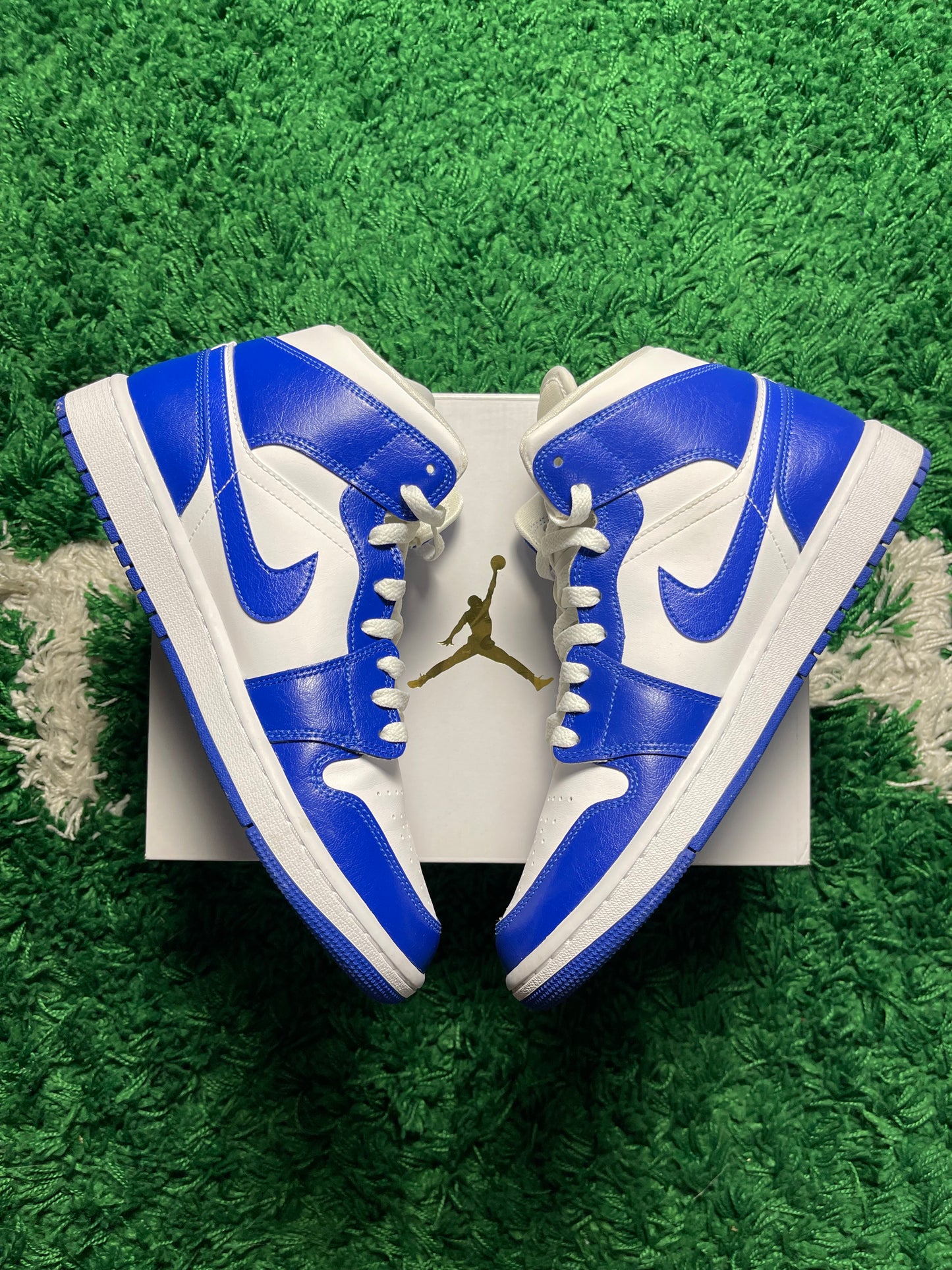 Jordan 1 Mid Kentucky Blue