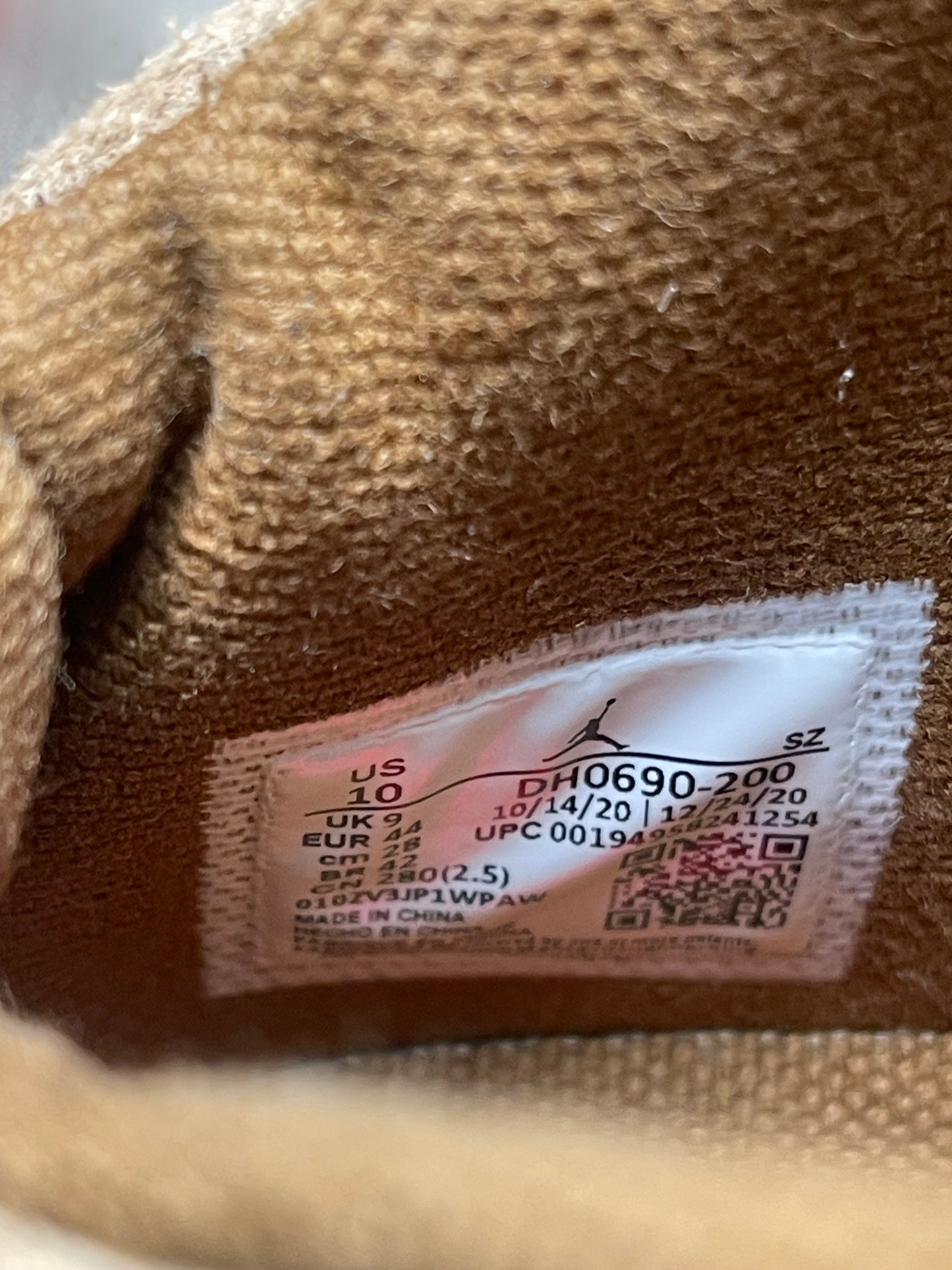 Travis Scott Jordan 6 Khaki