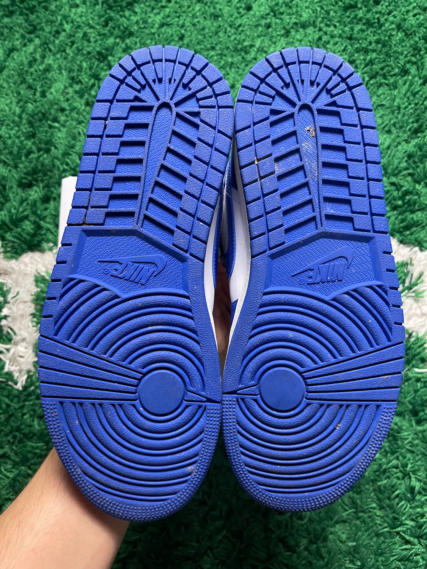 Jordan 1 Mid Kentucky Blue