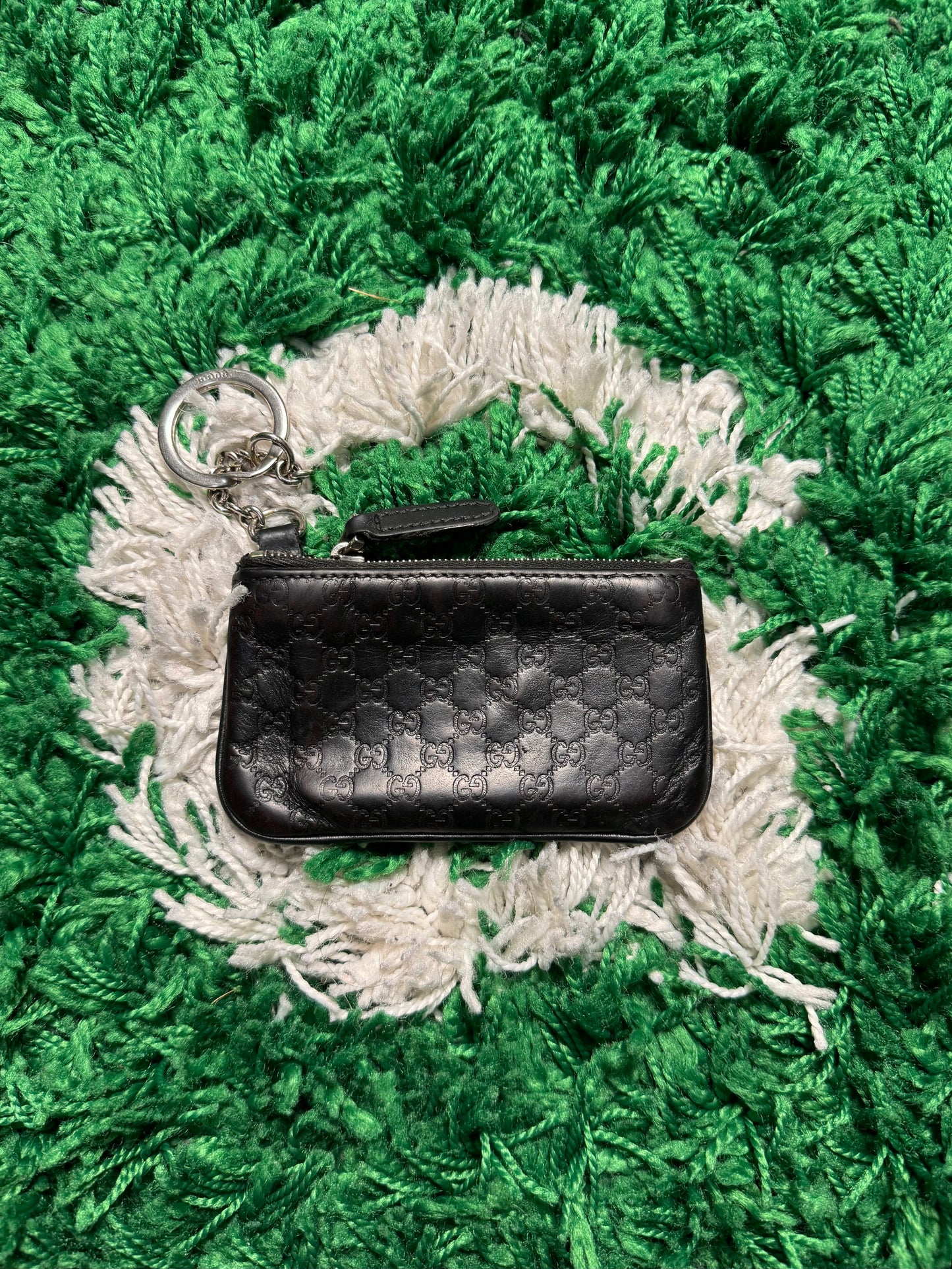 Estuche para llaves Gucci en color negro