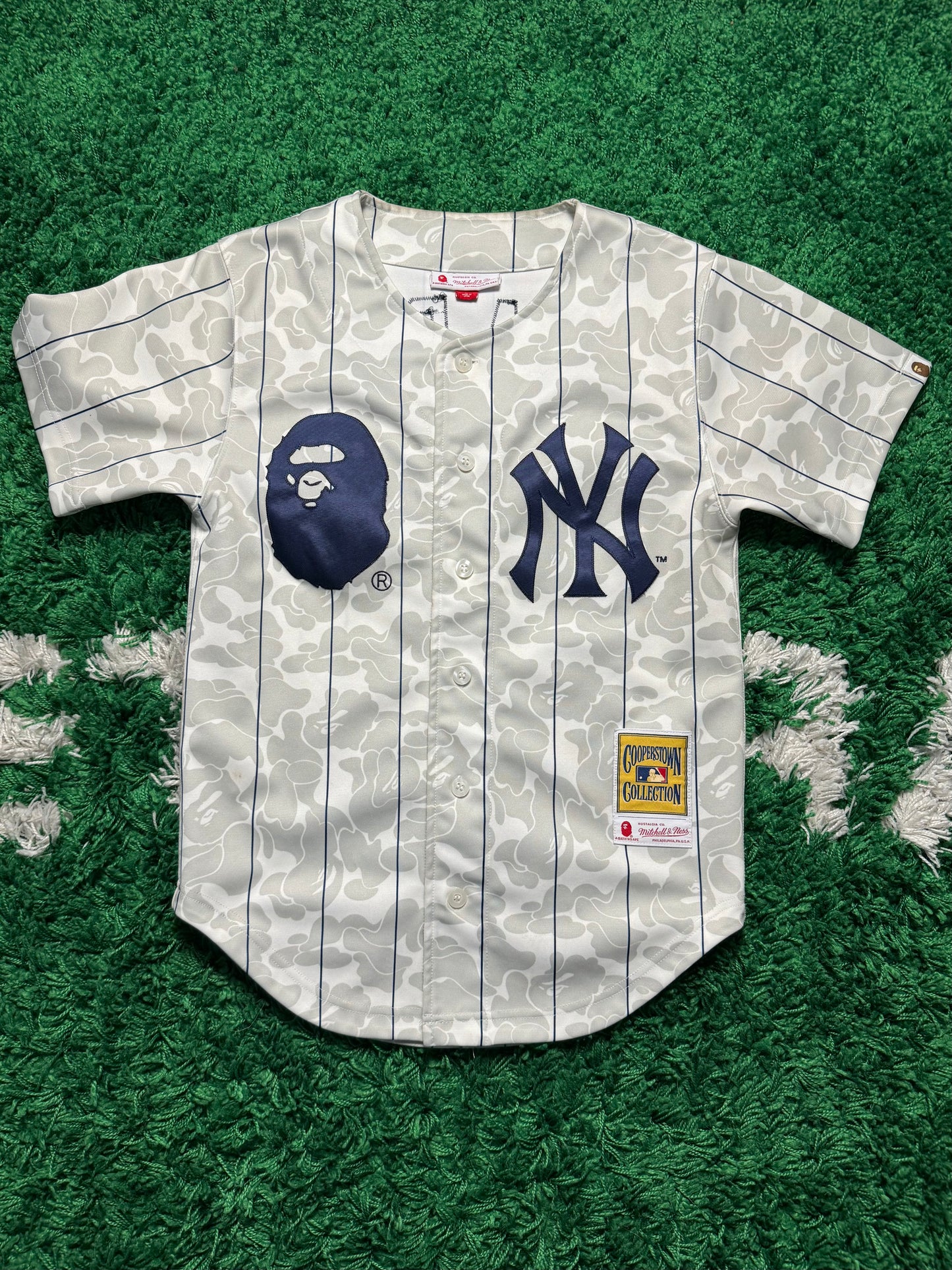 Camiseta de béisbol de manga corta Mitchell &amp; Ness de Bape