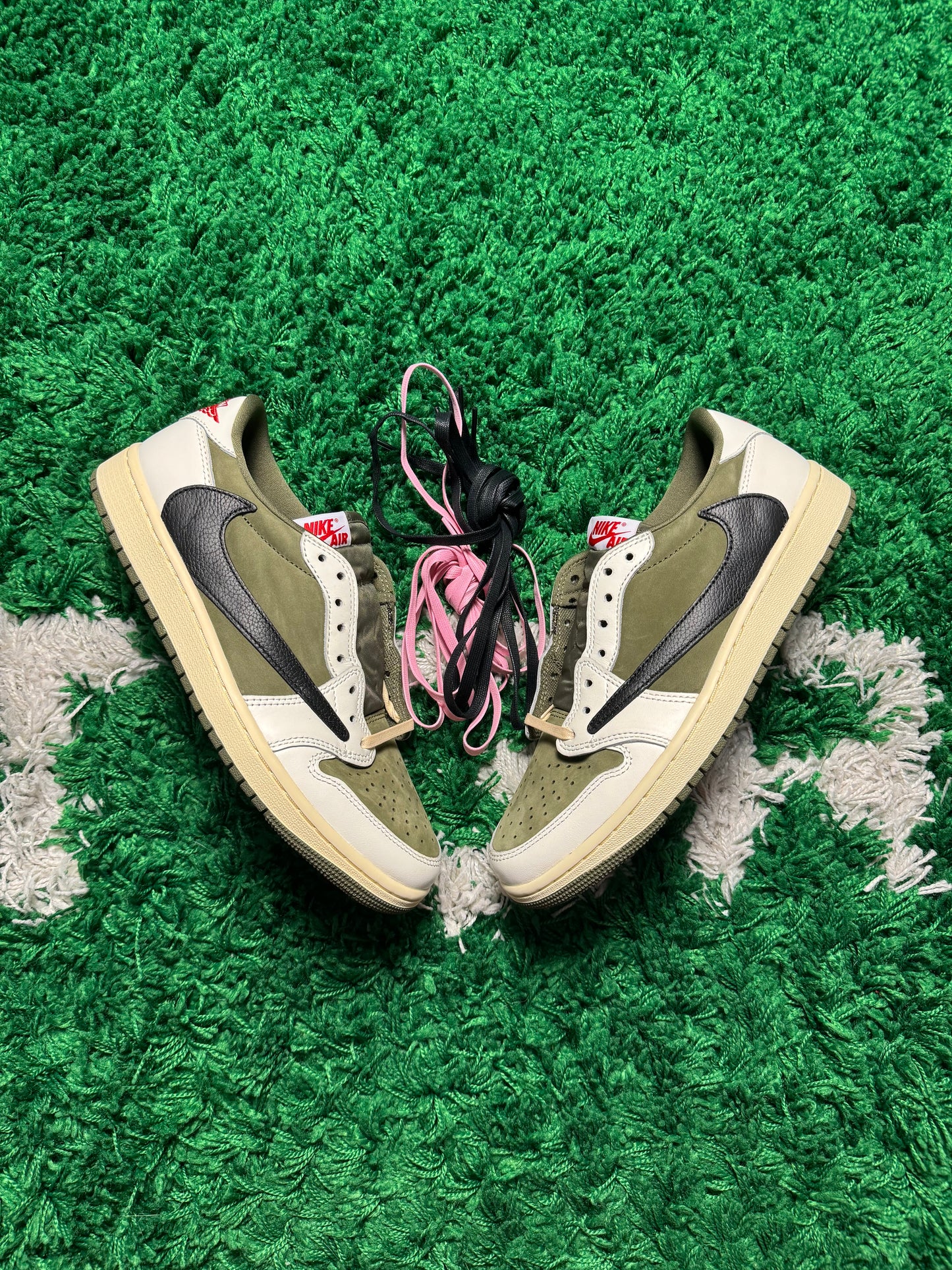 Travis Scott Jordan 1 Low Reverse Olive Probe