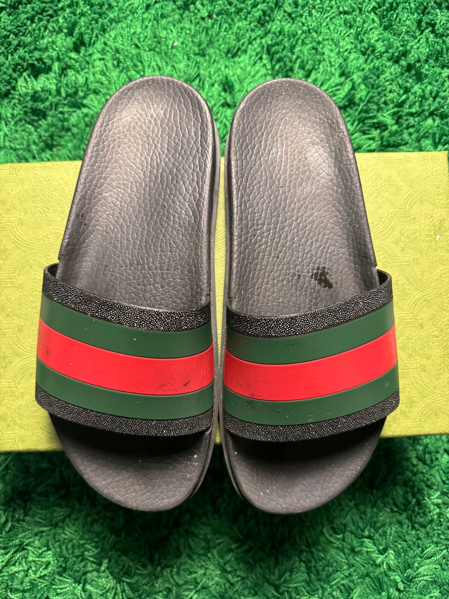 Gucci Gummi-Slipper